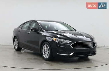 Ford Fusion 2020