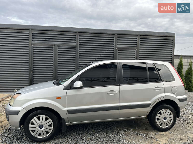 Хетчбек Ford Fusion 2007 в 