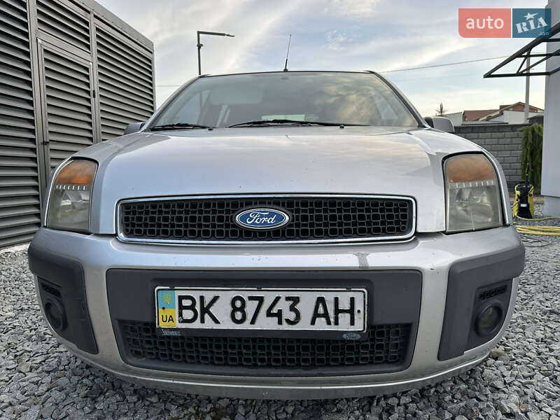 Хэтчбек Ford Fusion 2007 в Ровно