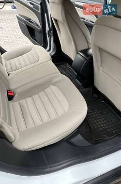 Седан Ford Fusion 2020 в 