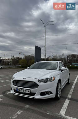 Седан Ford Fusion 2017 в 