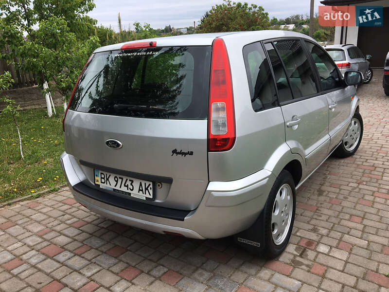 Хэтчбек Ford Fusion 2011 в Ровно