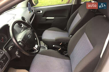 Хэтчбек Ford Fusion 2011 в 