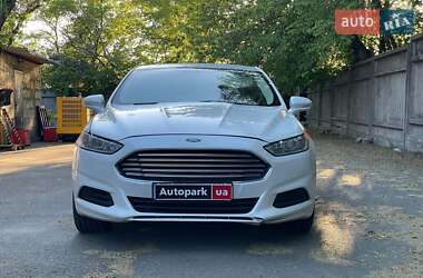 Седан Ford Fusion 2014 в 