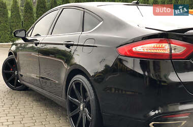 Седан Ford Fusion 2016 в 
