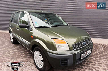 Хэтчбек Ford Fusion 2006 в Каменском