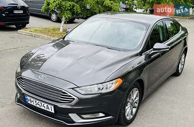 Седан Ford Fusion 2017 в 