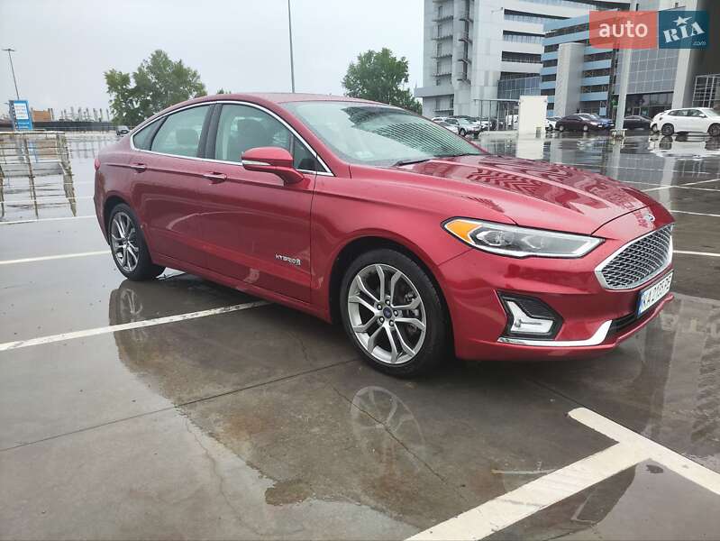 Седан Ford Fusion 2018 в Киеве