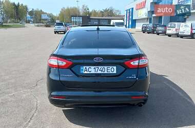 Седан Ford Fusion 2014 в 