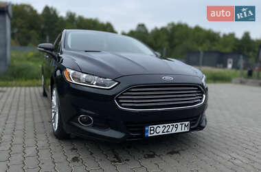 Седан Ford Fusion 2013 в 