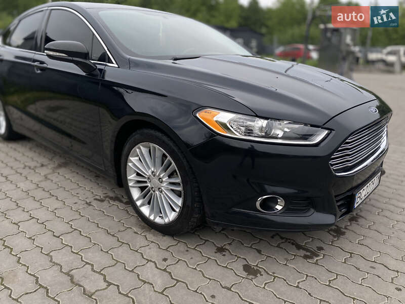 Седан Ford Fusion 2013 в Дрогобыче