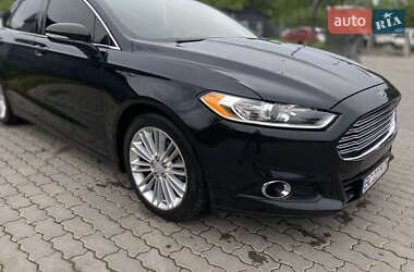 Седан Ford Fusion 2013 в 