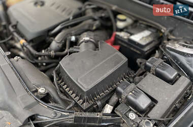 Седан Ford Fusion 2013 в 
