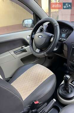 Хэтчбек Ford Fusion 2007 в 