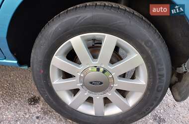 Хетчбек Ford Fusion 2010 в 
