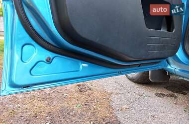 Хетчбек Ford Fusion 2010 в 