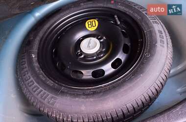 Хетчбек Ford Fusion 2010 в 