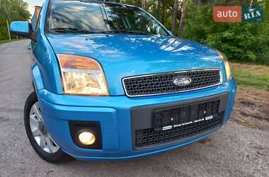 Хетчбек Ford Fusion 2010 в 