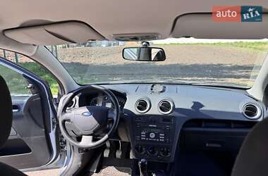 Хетчбек Ford Fusion 2006 в 