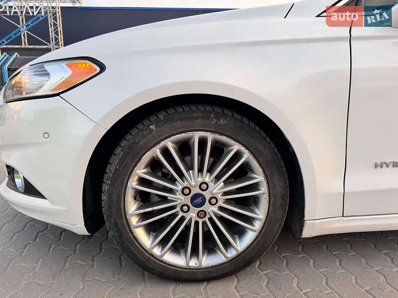 Седан Ford Fusion 2013 в Івано-Франківську