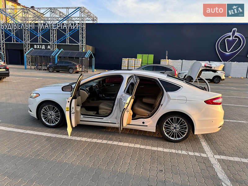 Седан Ford Fusion 2013 в Івано-Франківську