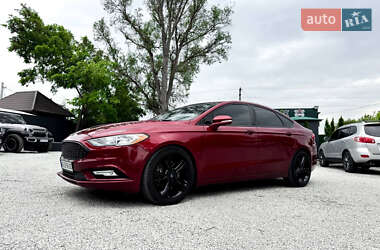 Седан Ford Fusion 2017 в 