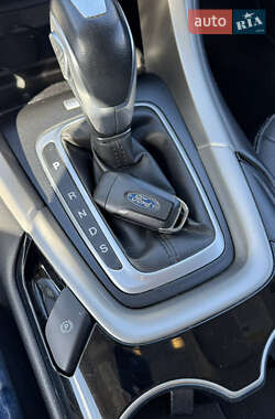 Седан Ford Fusion 2014 в 