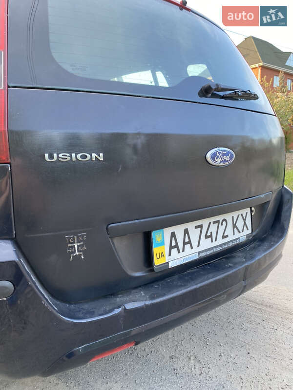 Хэтчбек Ford Fusion 2005 в Вите-Почтовой