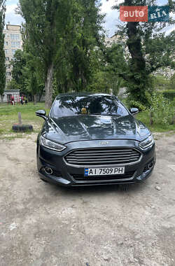 Седан Ford Fusion 2014 в 