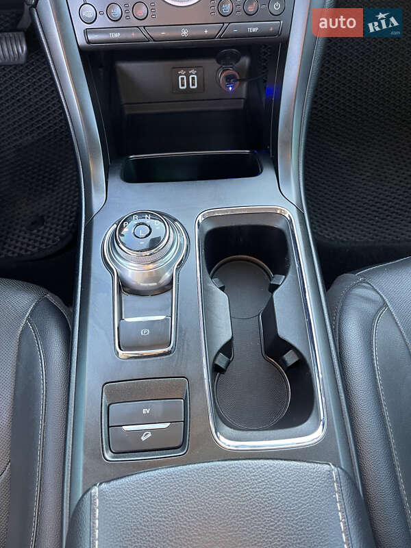 Седан Ford Fusion 2019 в Харькове
