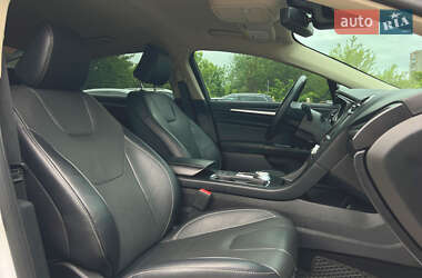 Седан Ford Fusion 2020 в 
