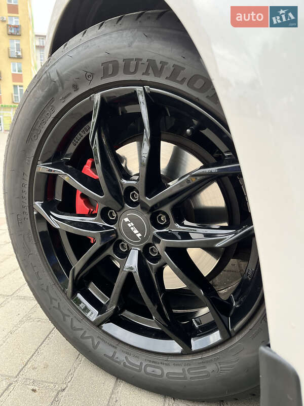 Седан Ford Fusion 2014 в Житомире