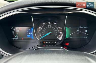 Седан Ford Fusion 2014 в 