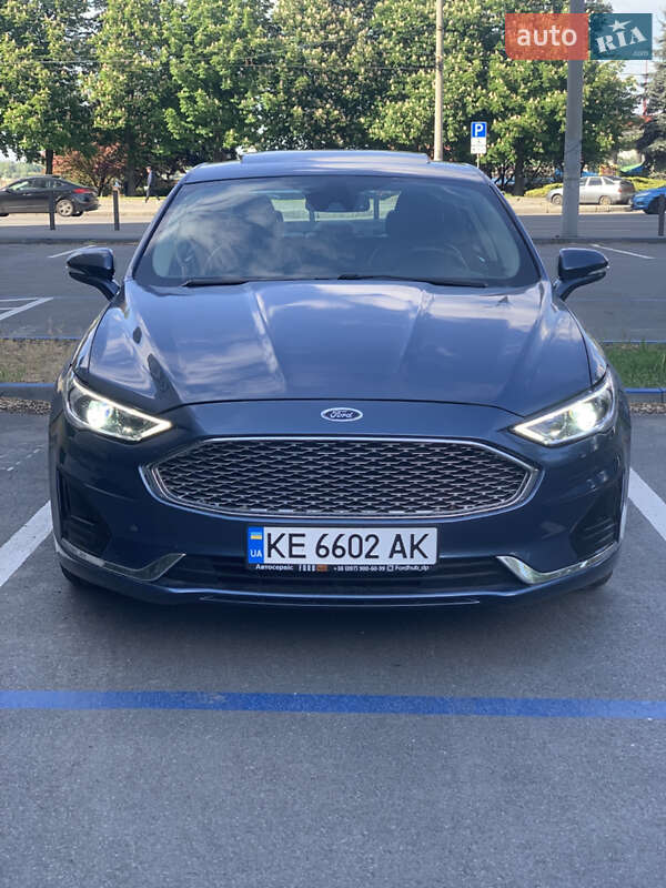 Седан Ford Fusion 2018 в Днепре