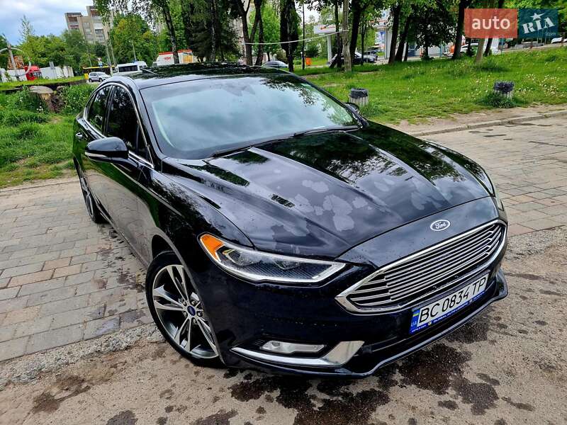 Седан Ford Fusion 2017 в 