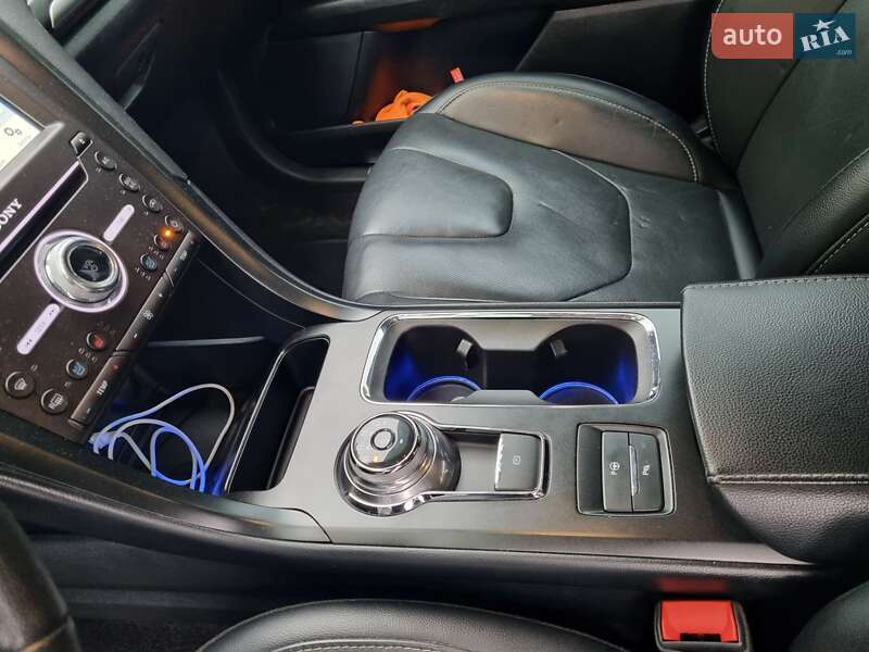 Седан Ford Fusion 2017 в Львові