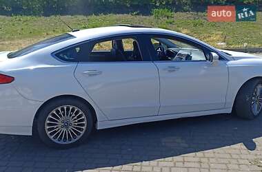 Седан Ford Fusion 2013 в Кременчуге