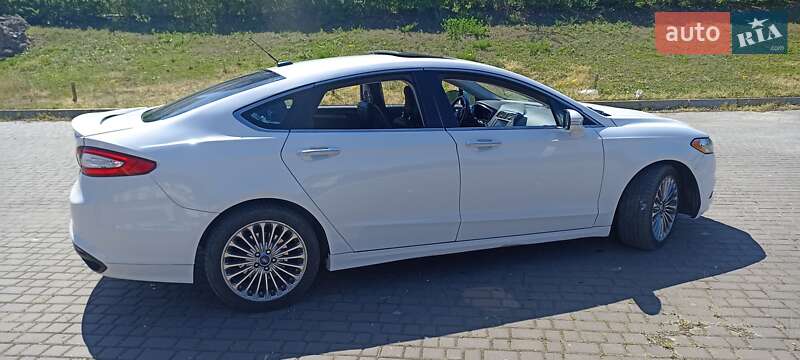 Седан Ford Fusion 2013 в Полтаве