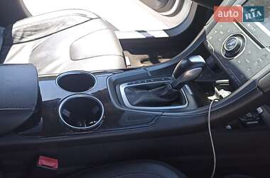 Седан Ford Fusion 2013 в 
