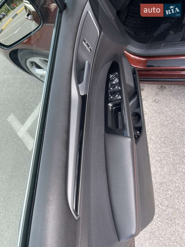 Седан Ford Fusion 2015 в Киеве фото 10 Седан Ford Fusion 2015 в Киеве