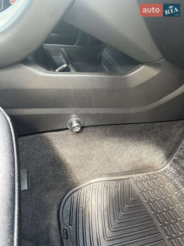 Седан Ford Fusion 2015 в Киеве фото 13 Седан Ford Fusion 2015 в Киеве