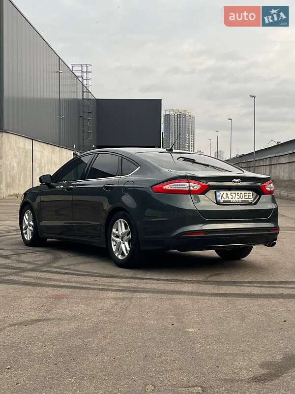 Седан Ford Fusion 2015 в Киеве фото 2 Седан Ford Fusion 2015 в Киеве