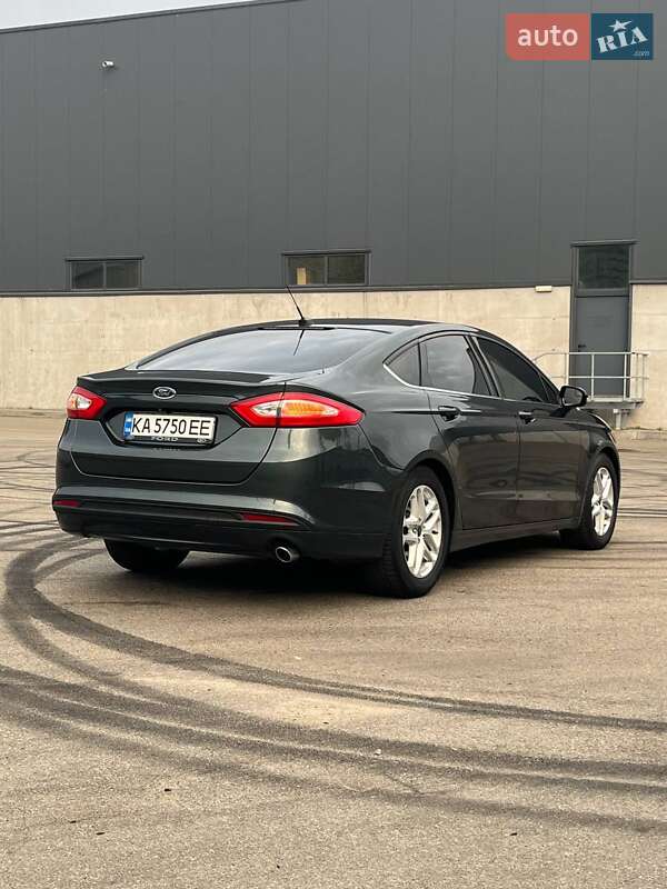 Седан Ford Fusion 2015 в Киеве фото 6 Седан Ford Fusion 2015 в Киеве