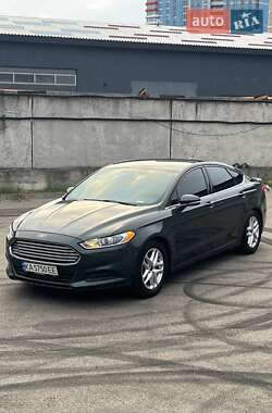 Седан Ford Fusion 2015 в Киеве