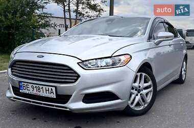 Седан Ford Fusion 2015 в 