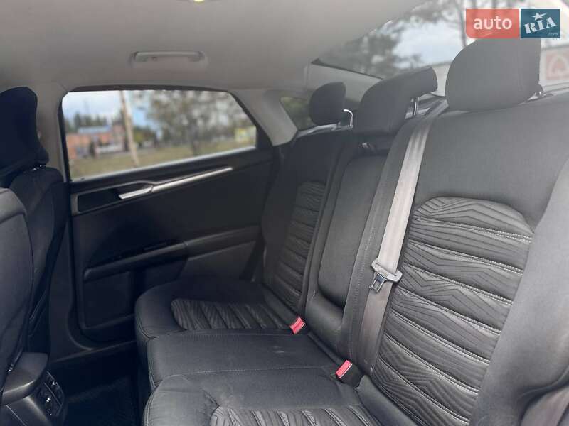 Седан Ford Fusion 2015 в Николаеве