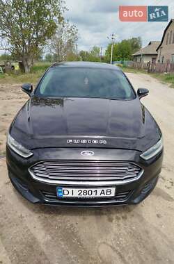 Седан Ford Fusion 2013 в 