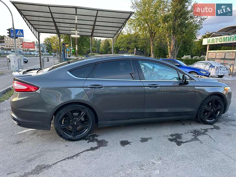 Седан Ford Fusion 2016 в Киеве