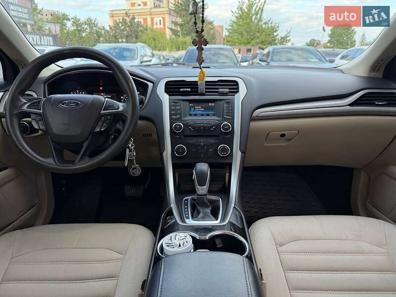 Седан Ford Fusion 2014 в Харькове