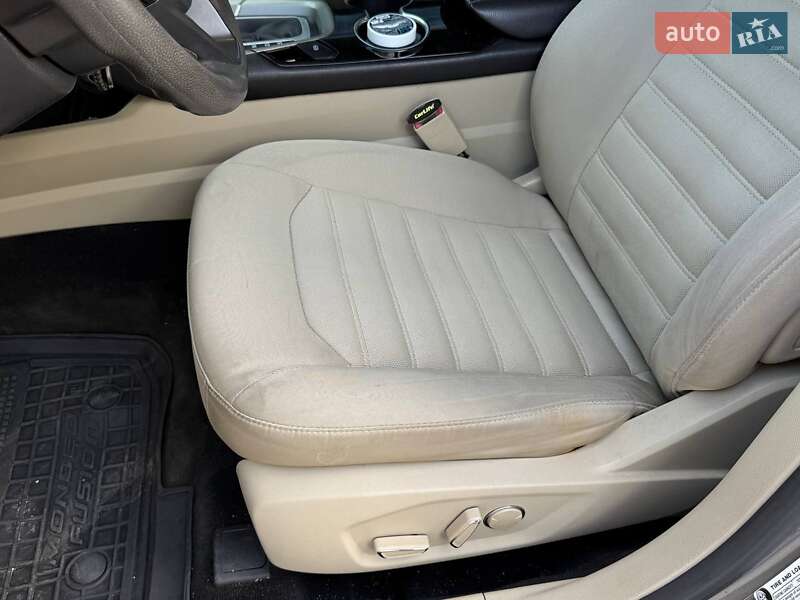Седан Ford Fusion 2014 в Харькове